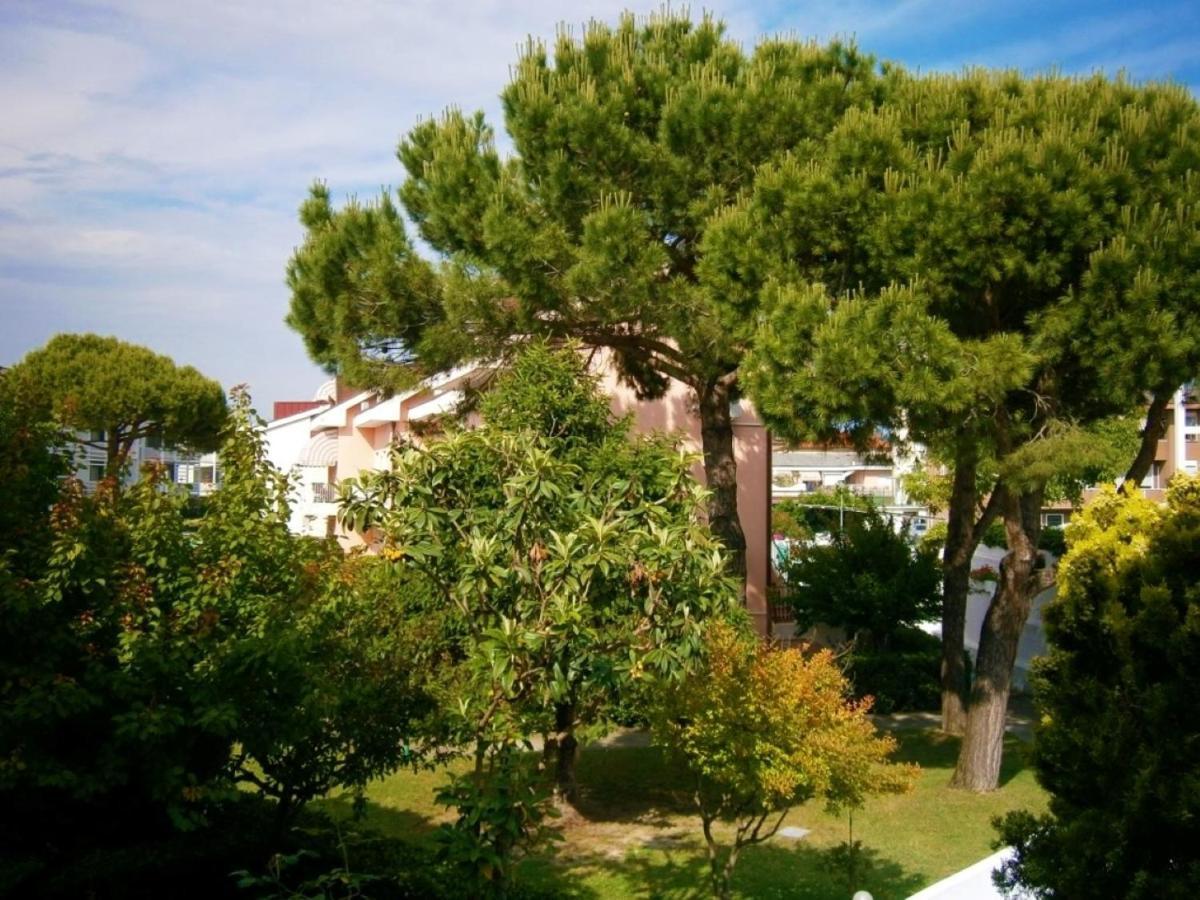 B&C Apartments Lido di Jesolo Exterior foto