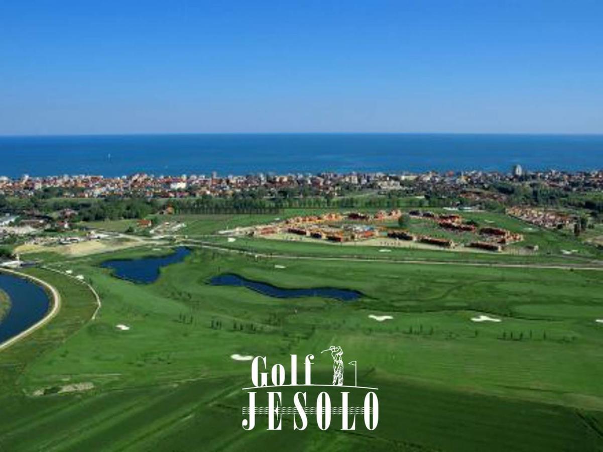 B&C Apartments Lido di Jesolo Exterior foto